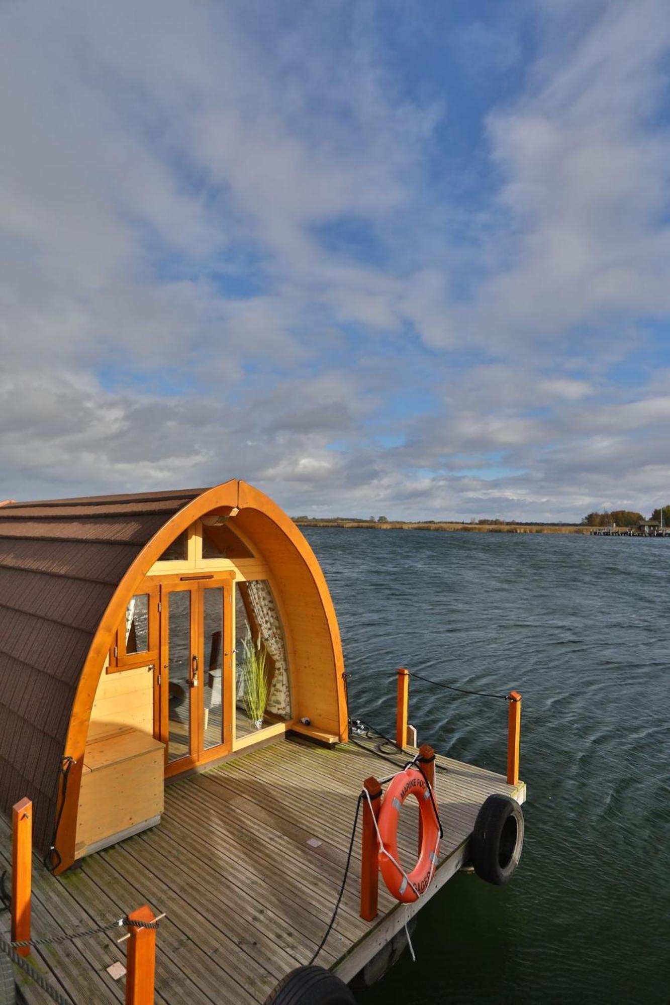 Hausboot Dotterbart Hotel Gager Buitenkant foto